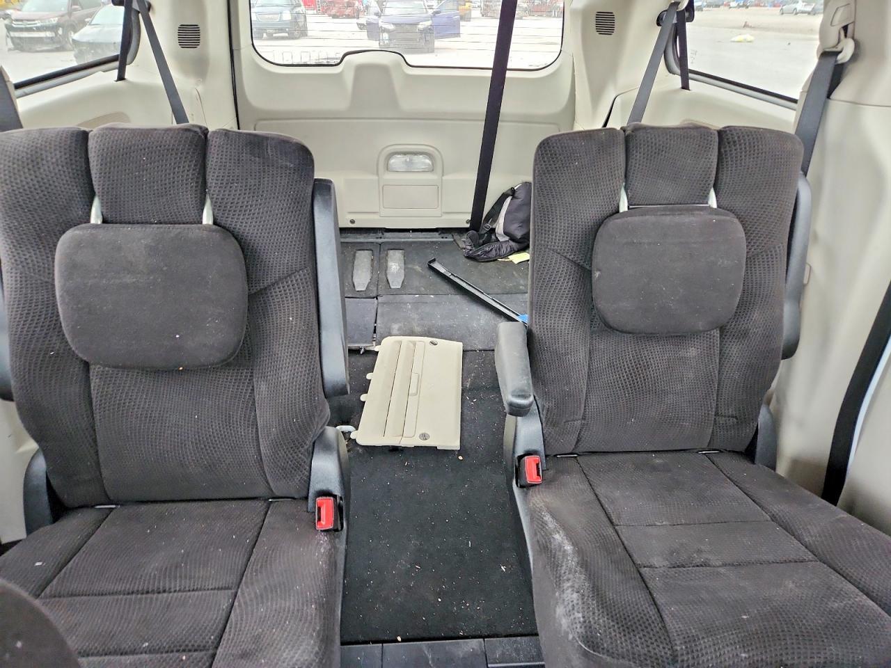 2014 Dodge Grand Caravan Sxt - zdjęcie 10