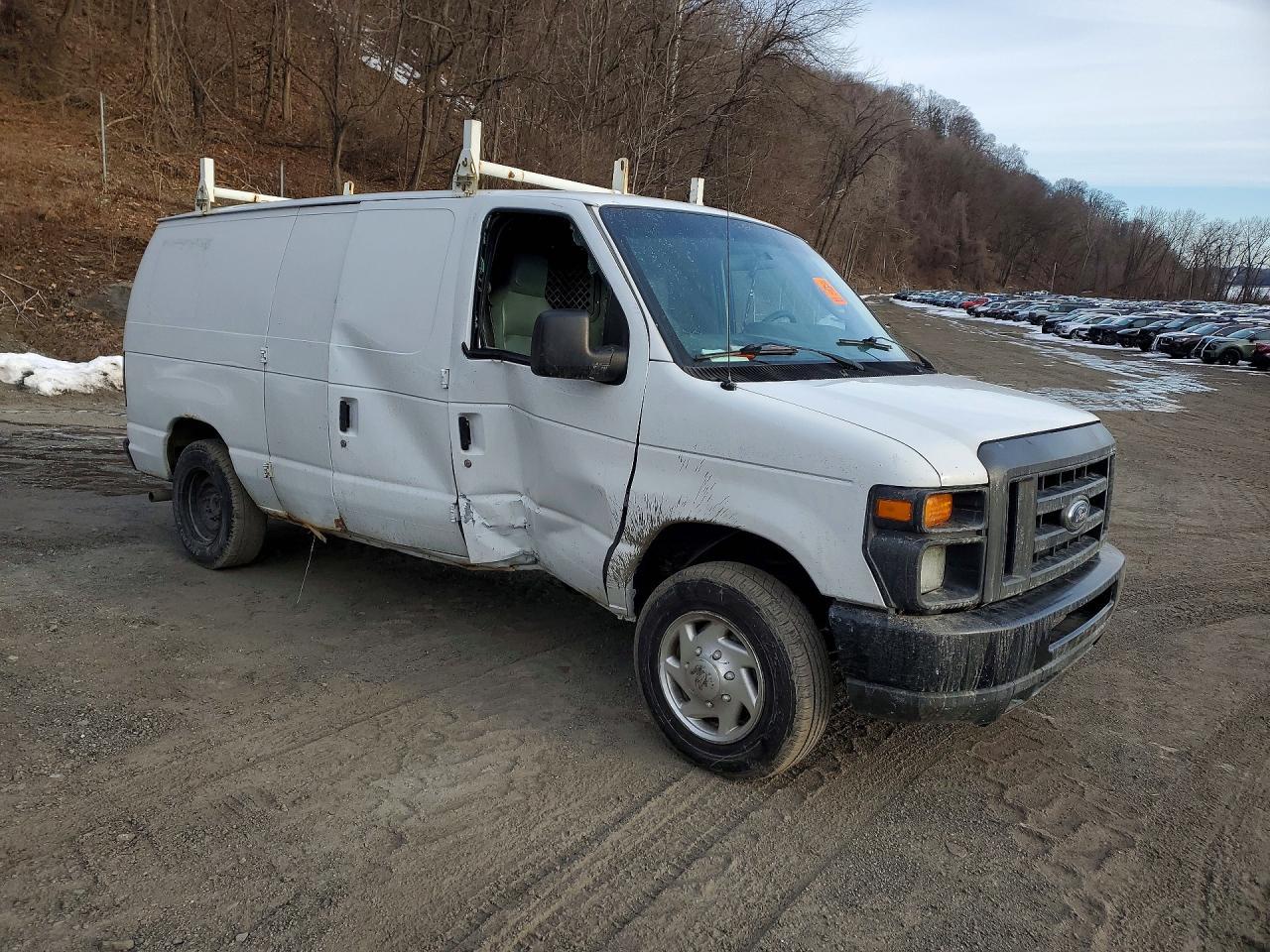 2014 Ford Econoline E150 Van - zdjęcie 4