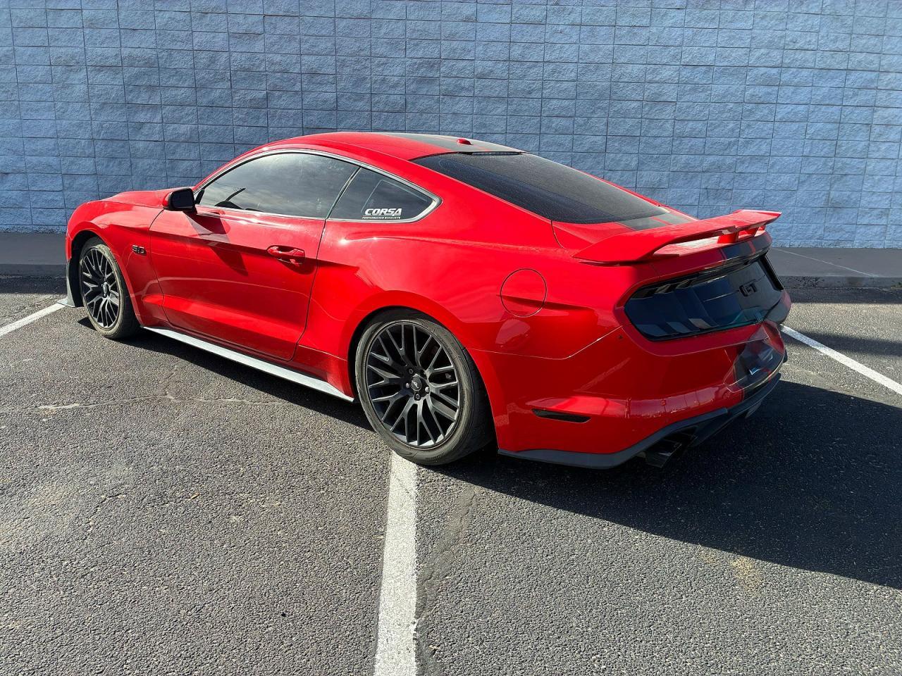2019 Ford Mustang Gt - zdjęcie 3