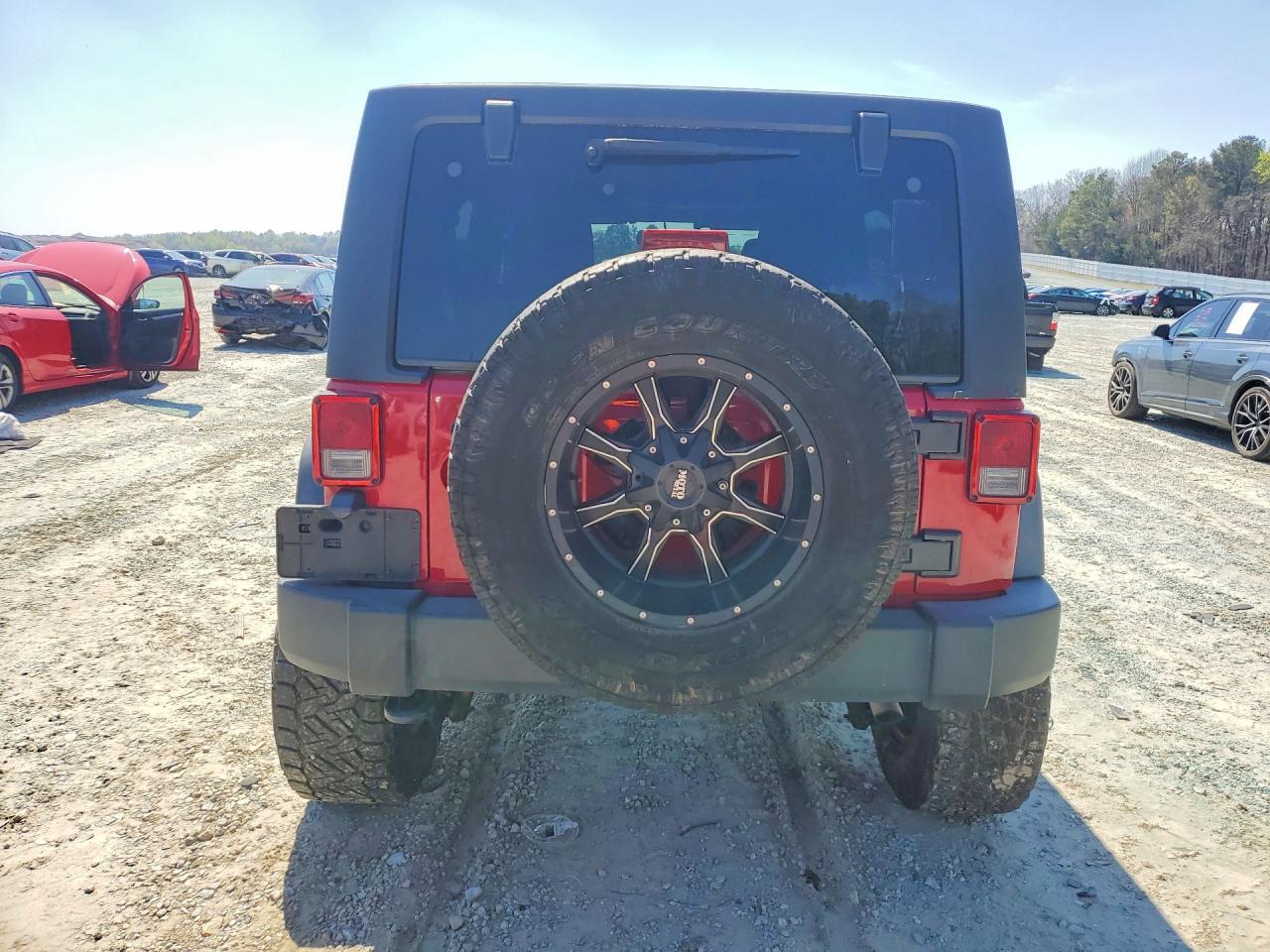 2014 Jeep Wrangler Unlimited Sport - zdjęcie 6