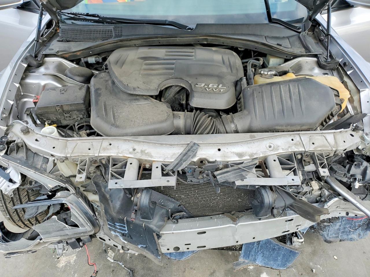 2017 Chrysler 300 S - zdjęcie 11