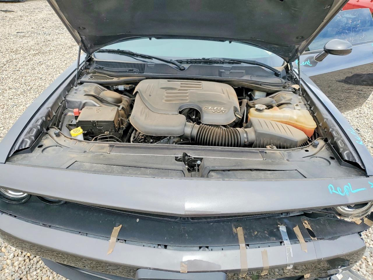 2022 Dodge Challenger Sxt - zdjęcie 11