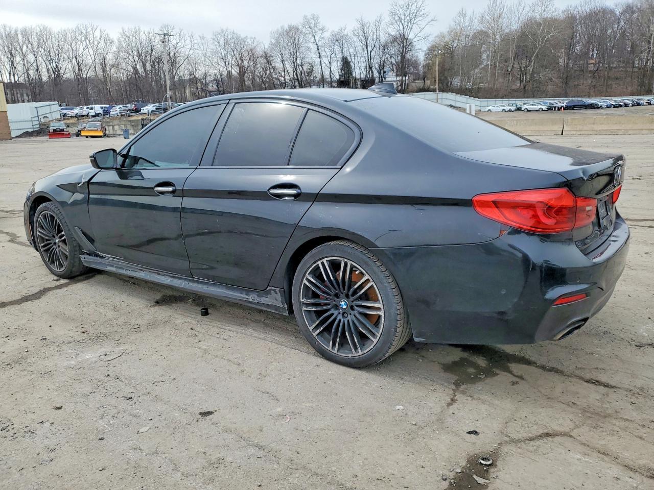 2017 BMW 530 I - zdjęcie 2