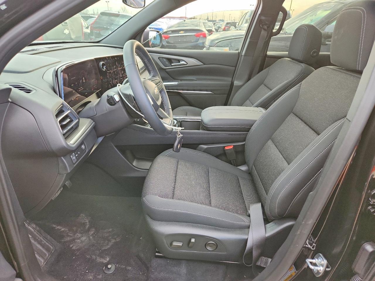 2026 Chevrolet Traverse Lt - zdjęcie 7