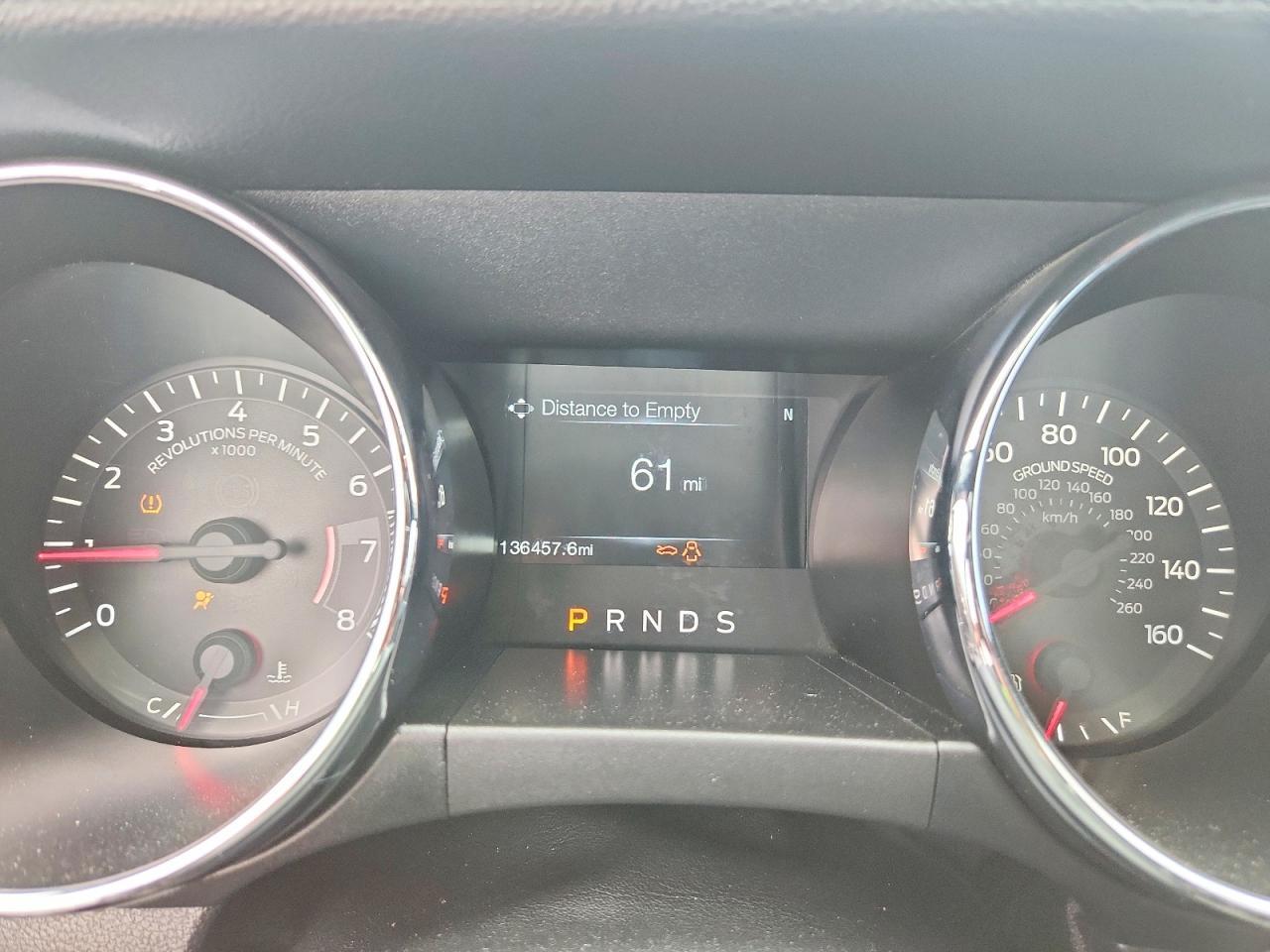 2016 Ford Mustang - zdjęcie 9