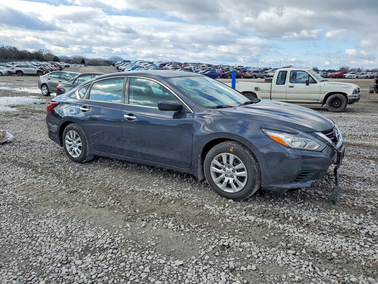 2018 Nissan Altima 2.5 S - zdjęcie 4