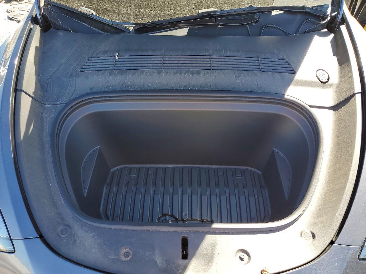 2023 Tesla Model Y - zdjęcie 12