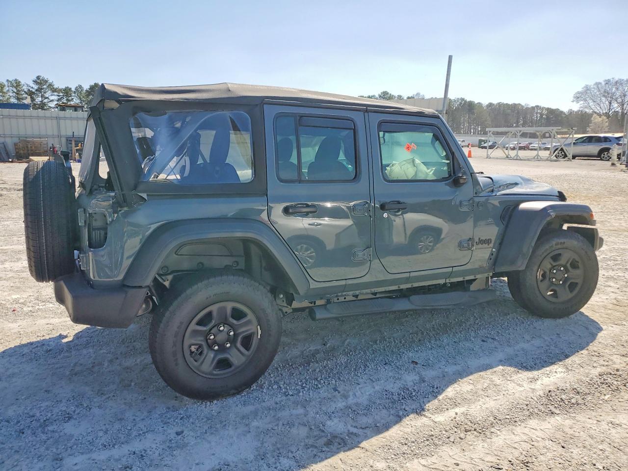 2026 Jeep Wrangler Sport - zdjęcie 3