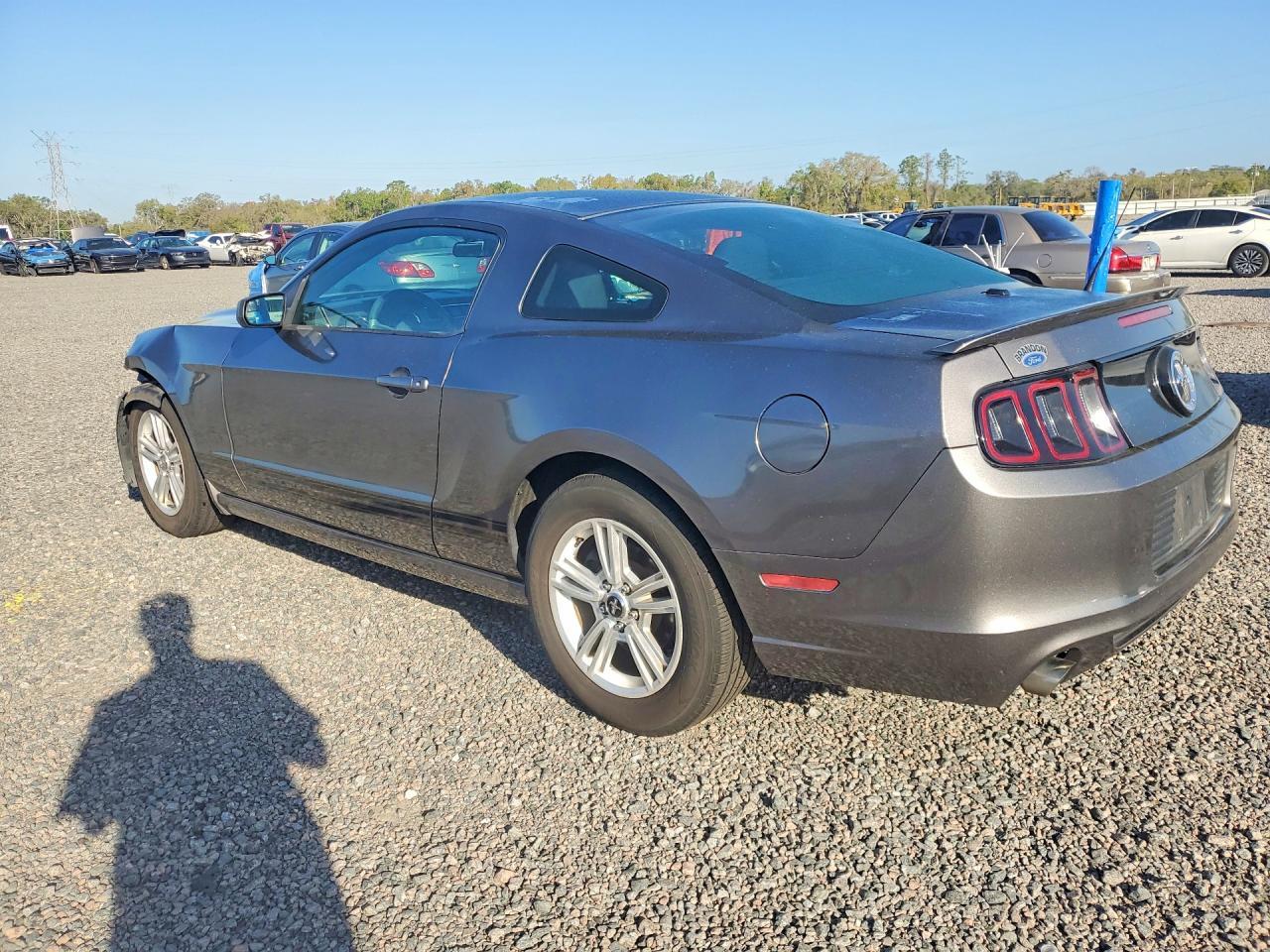 2014 Ford Mustang - zdjęcie 2