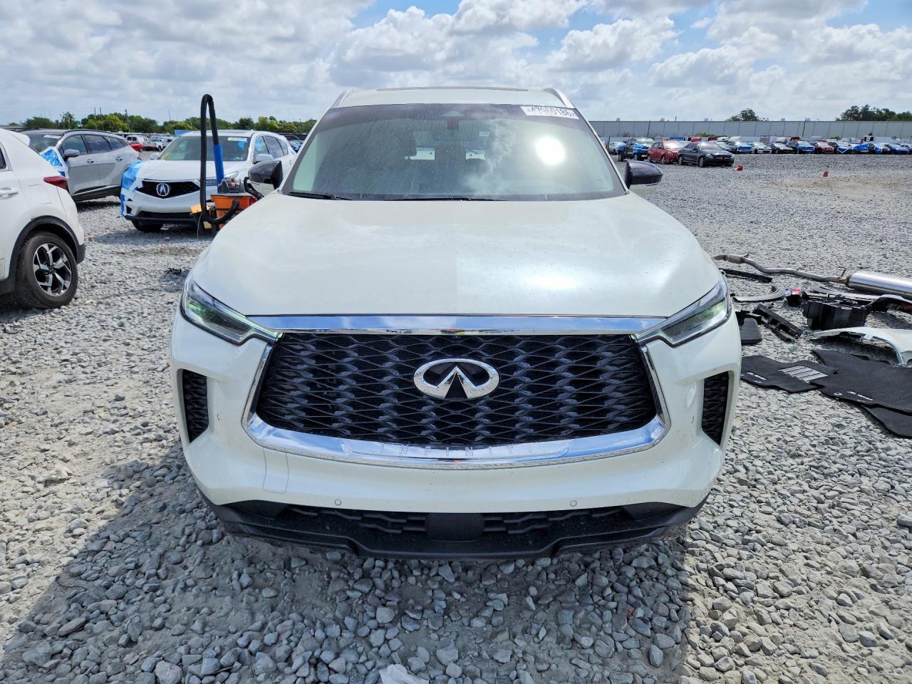2024 Infiniti Qx60 Luxe - zdjęcie 5