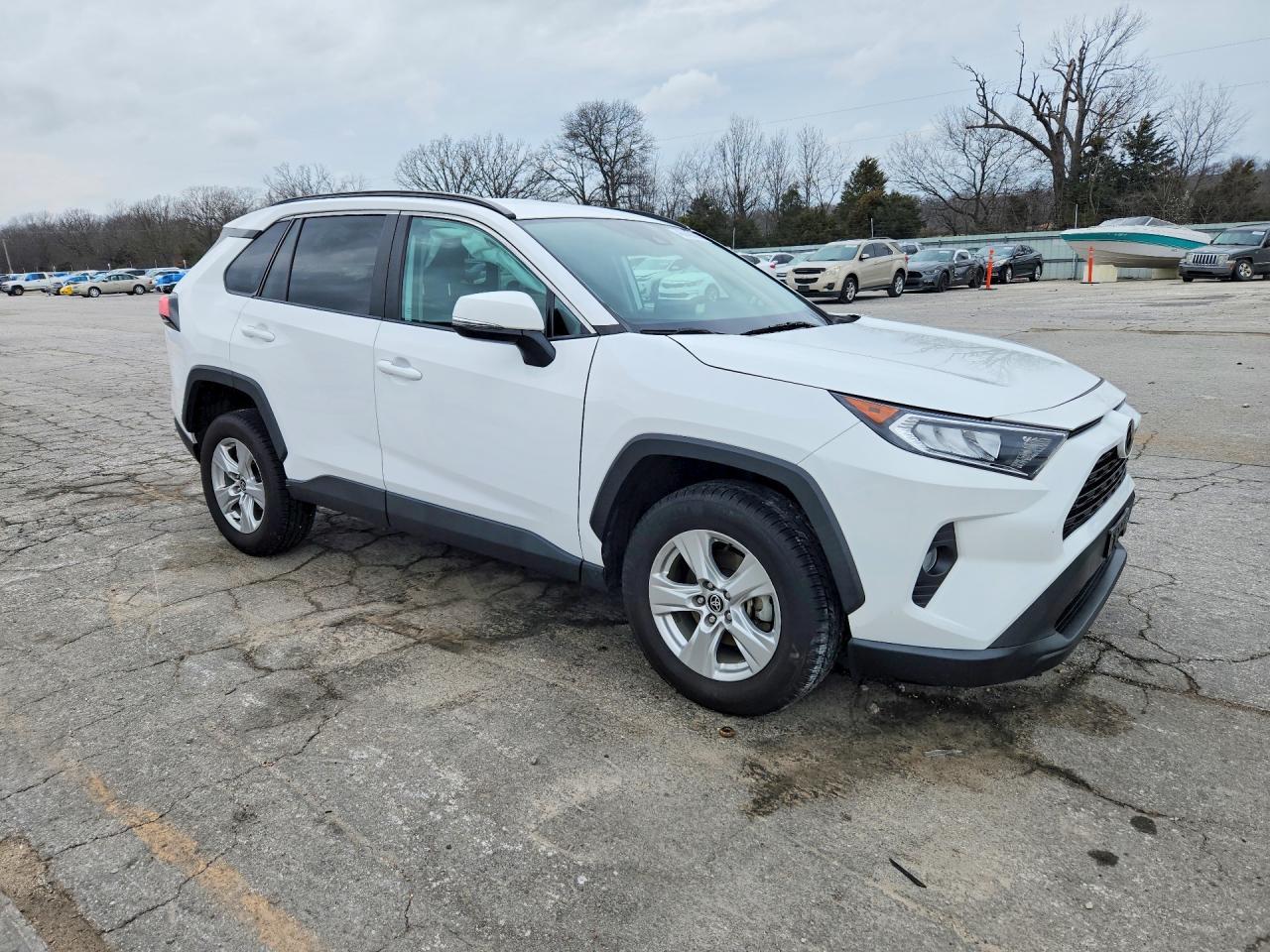 2021 Toyota Rav4 Xle - zdjęcie 4