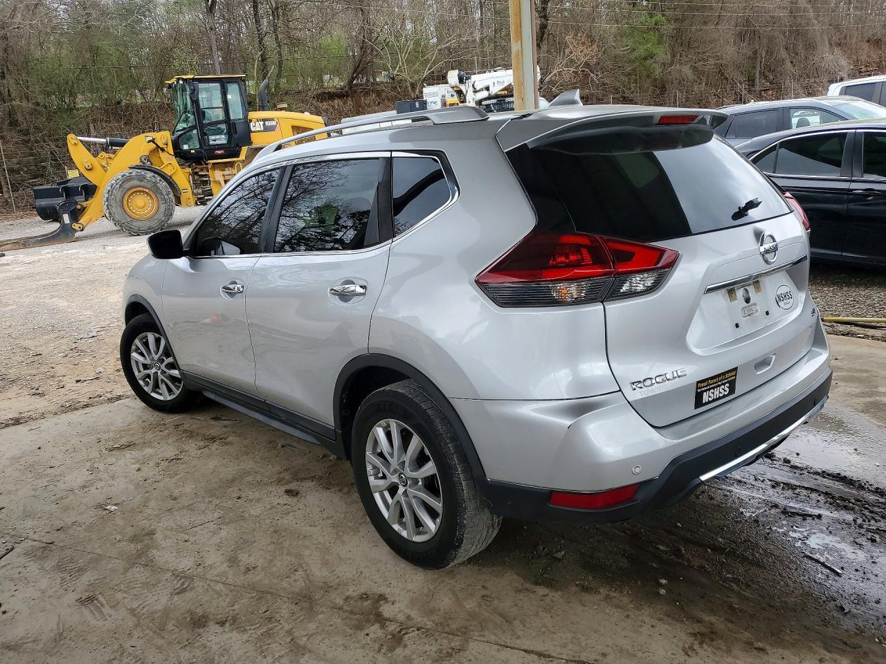 2019 Nissan Rogue Sv - zdjęcie 2