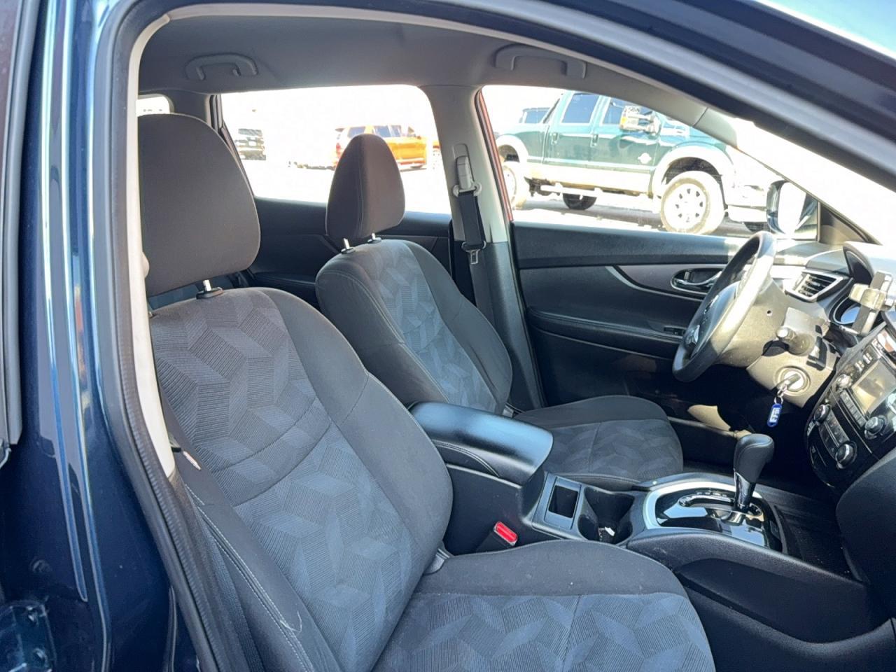 2016 Nissan Rogue S - zdjęcie 5