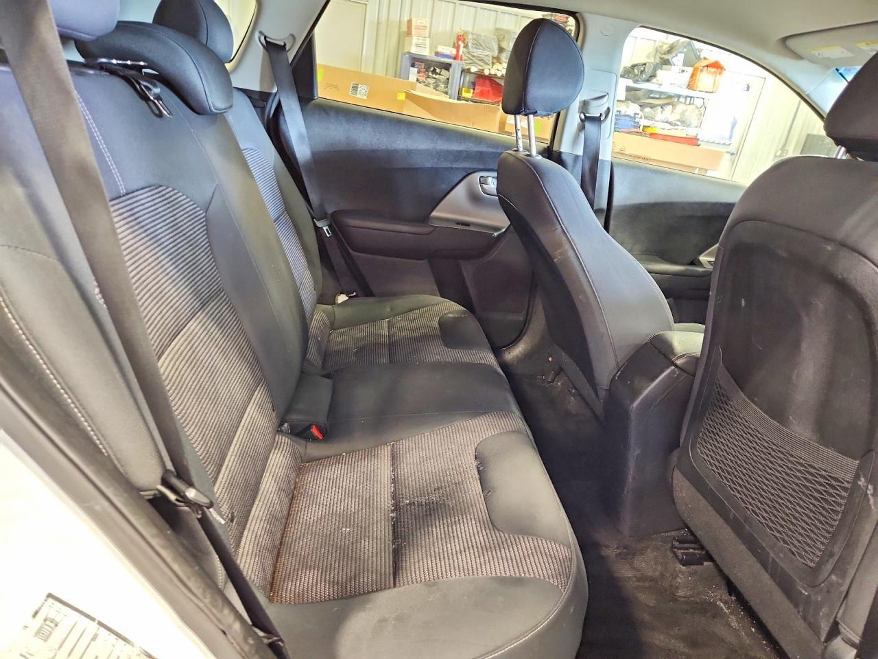 2020 Kia Niro Lx - zdjęcie 10