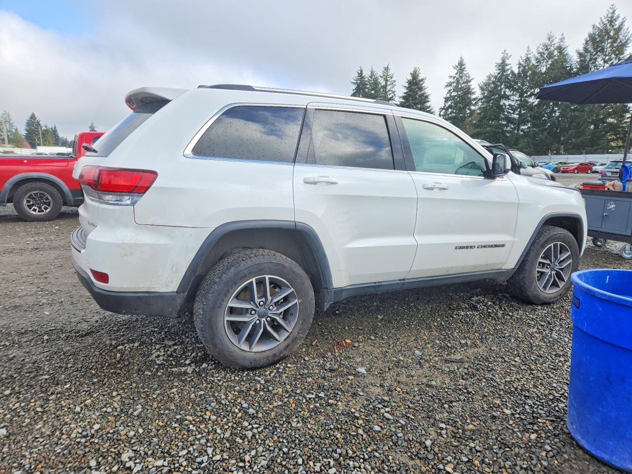 2020 Jeep Grand Cherokee Laredo - zdjęcie 3