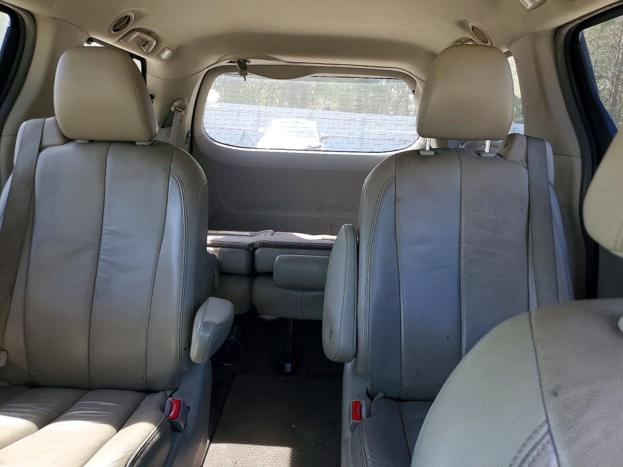 2014 Toyota Sienna Xle 7-Passenger - zdjęcie 10