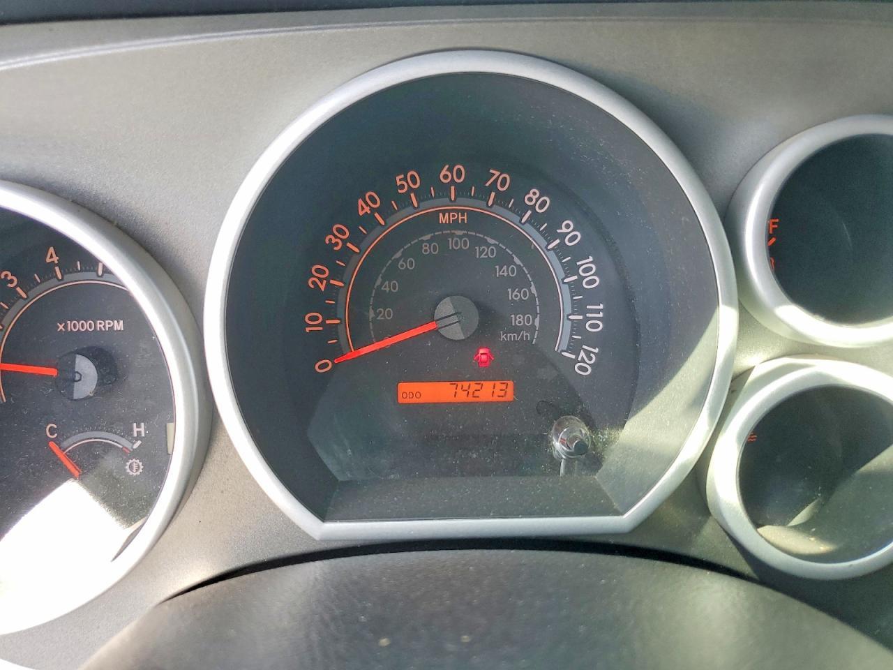 2015 Toyota Sequoia Sr5 - zdjęcie 9