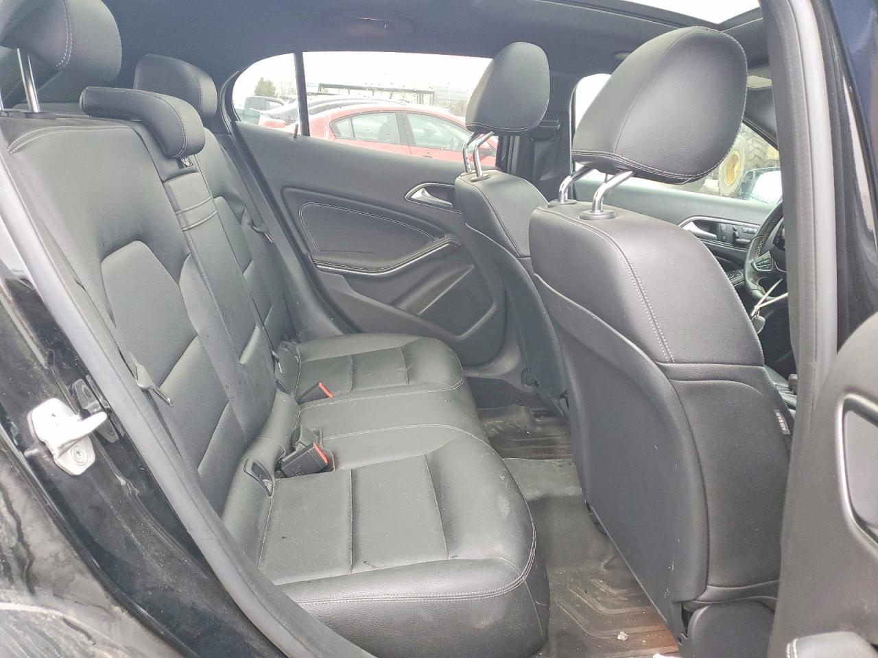 2016 Mercedes-Benz Gla 250 4Matic - zdjęcie 11