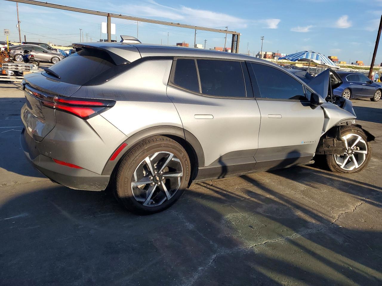 2025 Chevrolet Equinox Lt - zdjęcie 3