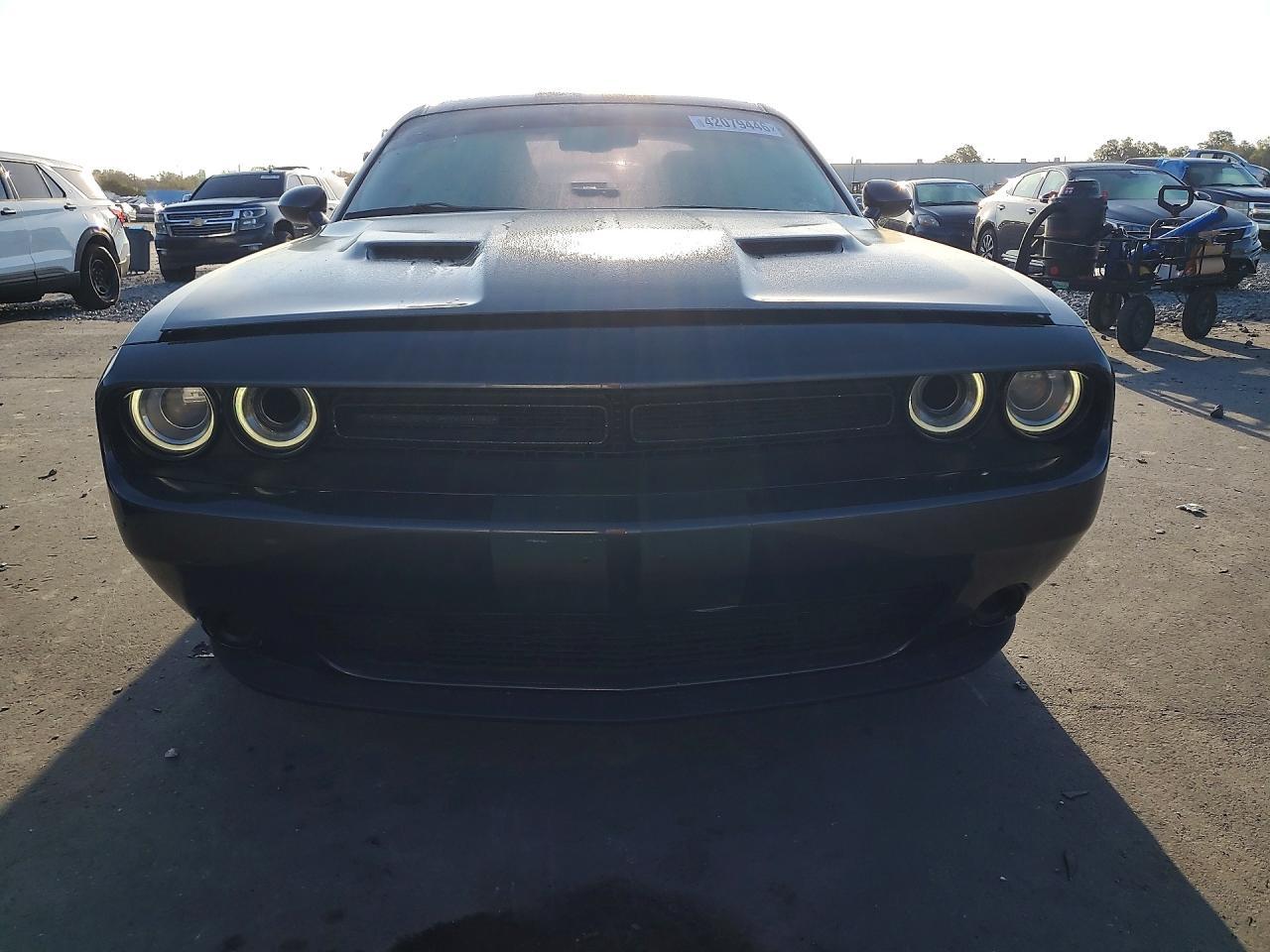 2016 Dodge Challenger Sxt - zdjęcie 5