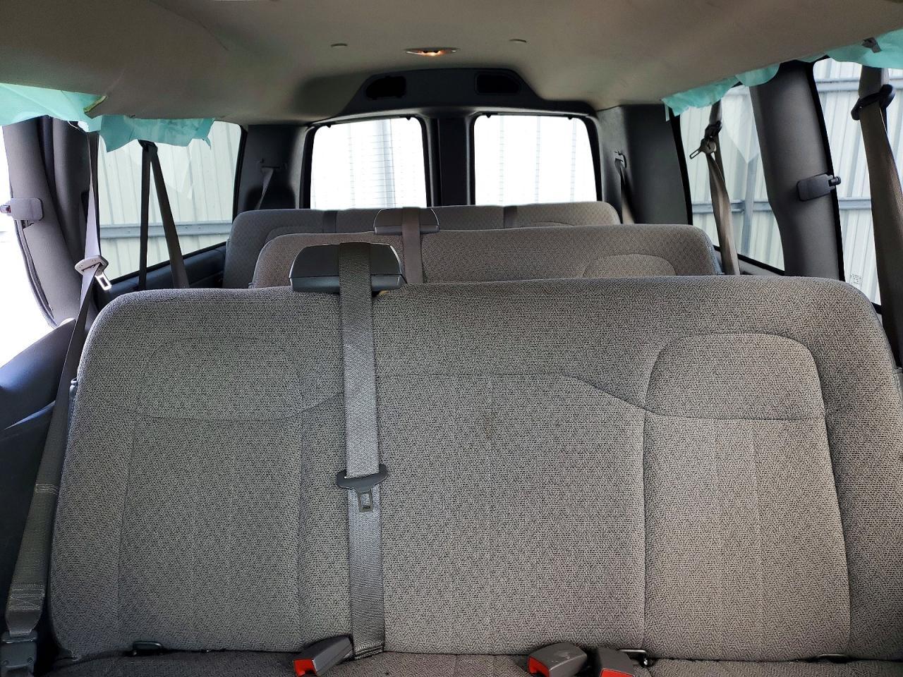 2016 Chevrolet Express G3500 Lt - zdjęcie 10