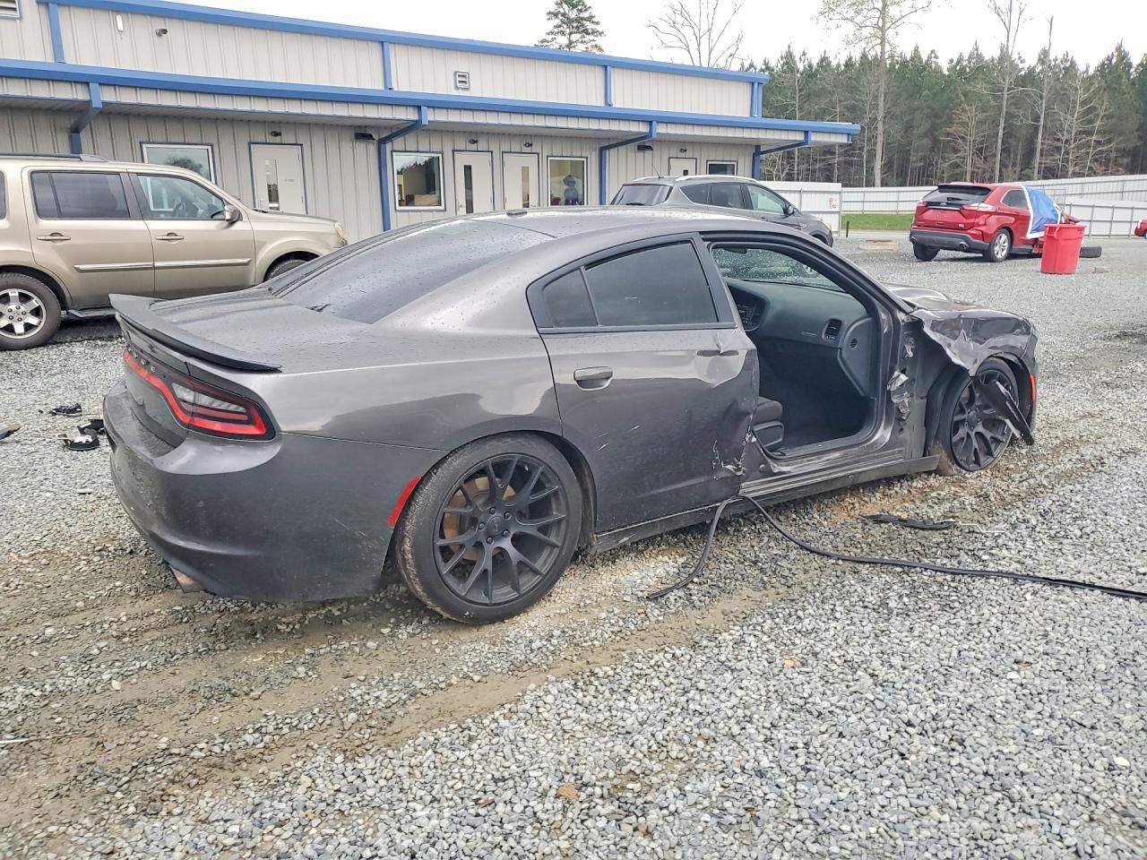 2018 Dodge Charger Sxt - zdjęcie 3