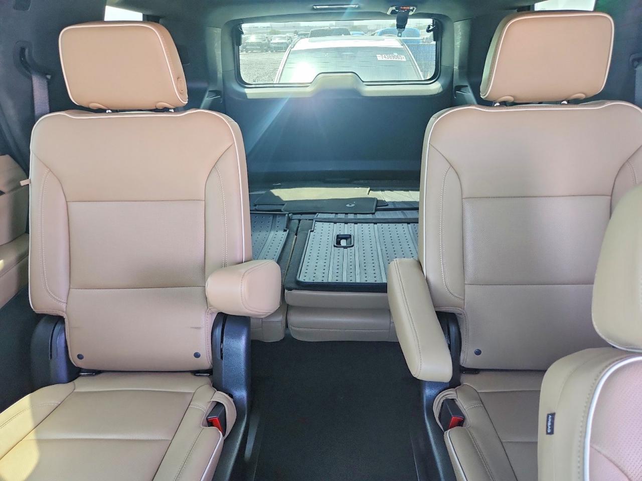 2023 Chevrolet Tahoe K1500 Premier - zdjęcie 10