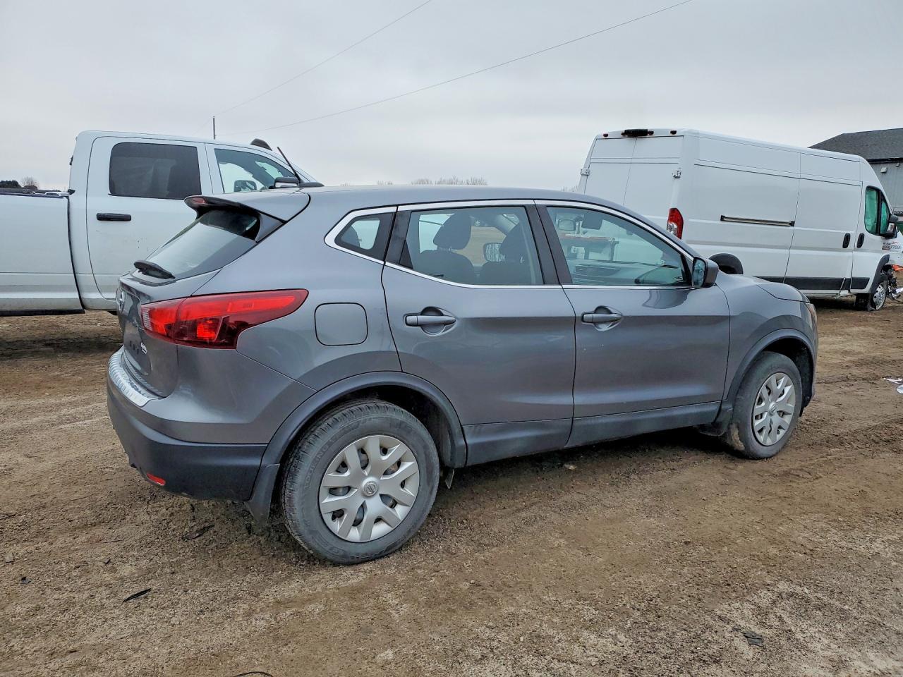 2019 Nissan Rogue Sport S - zdjęcie 3