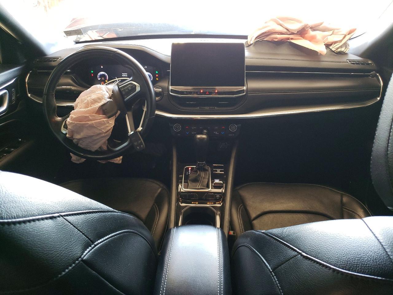 2022 Jeep Compass Limited - zdjęcie 8