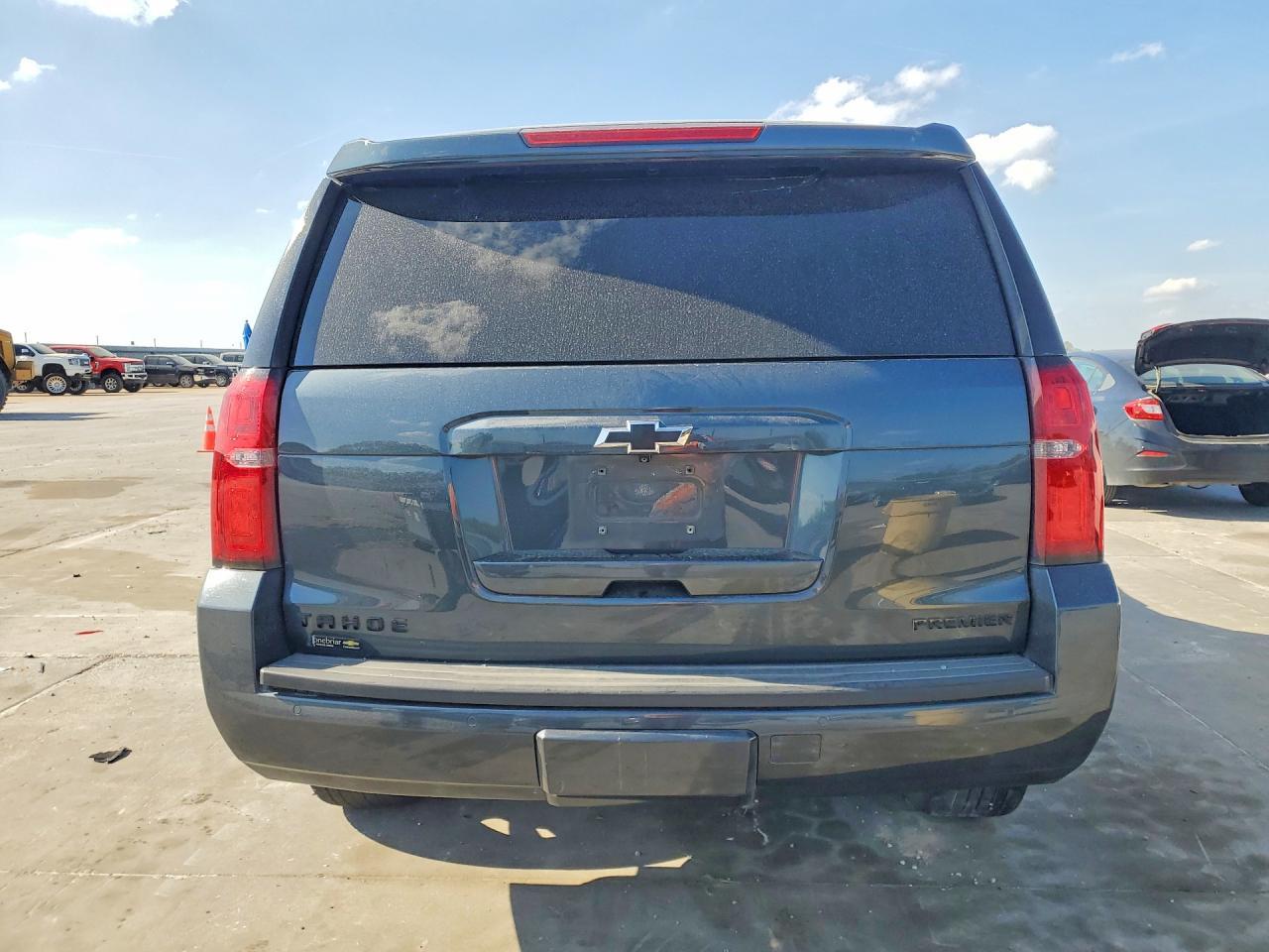 2019 Chevrolet Tahoe C1500 Premier - zdjęcie 6