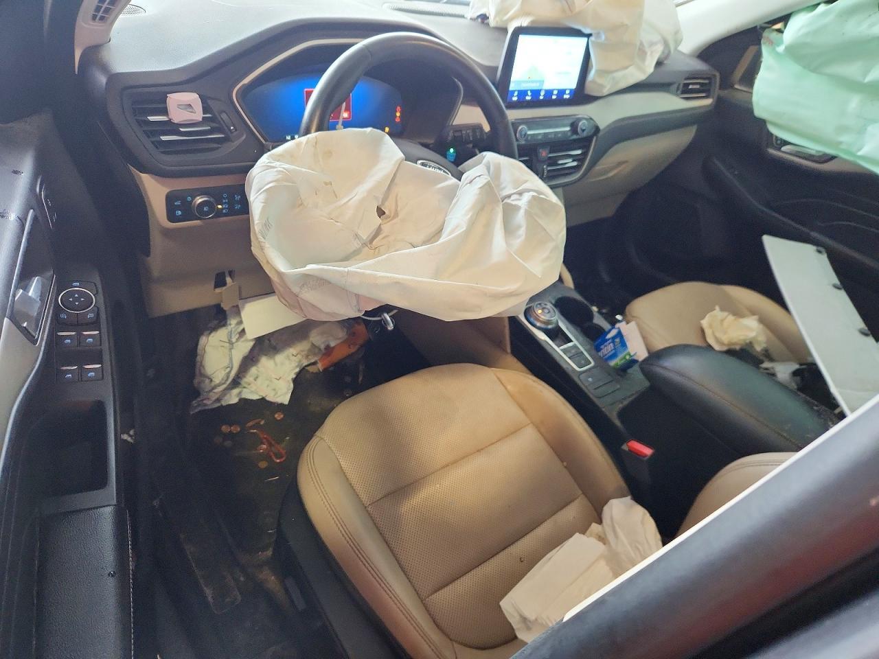 2021 Ford Escape Sel - zdjęcie 8