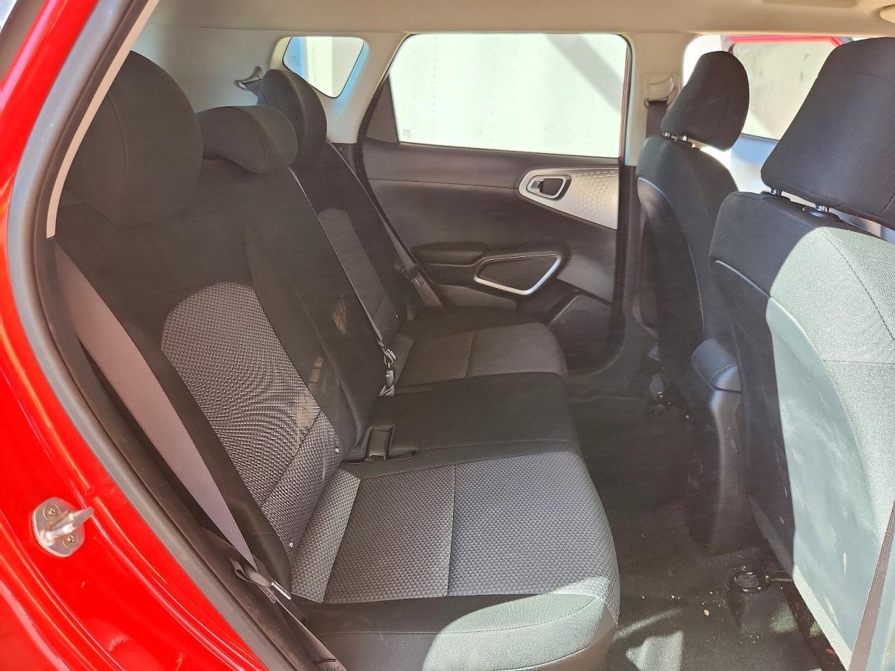 2022 Kia Soul Lx - zdjęcie 11