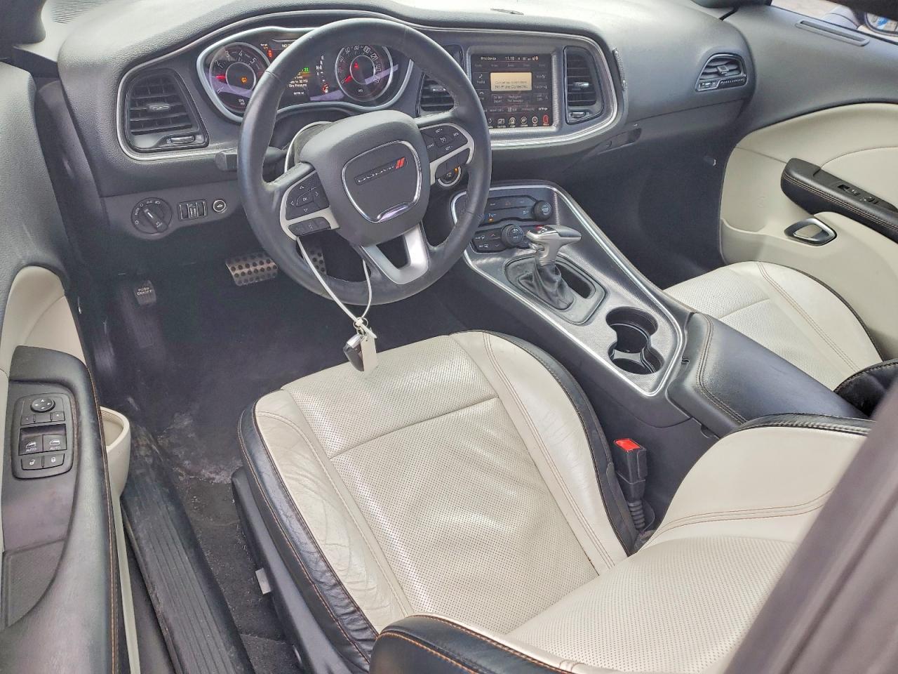 2015 Dodge Challenger Sxt Plus - zdjęcie 8