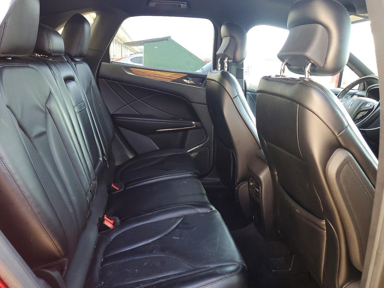 2015 Lincoln Townhouse Mkc - zdjęcie 11
