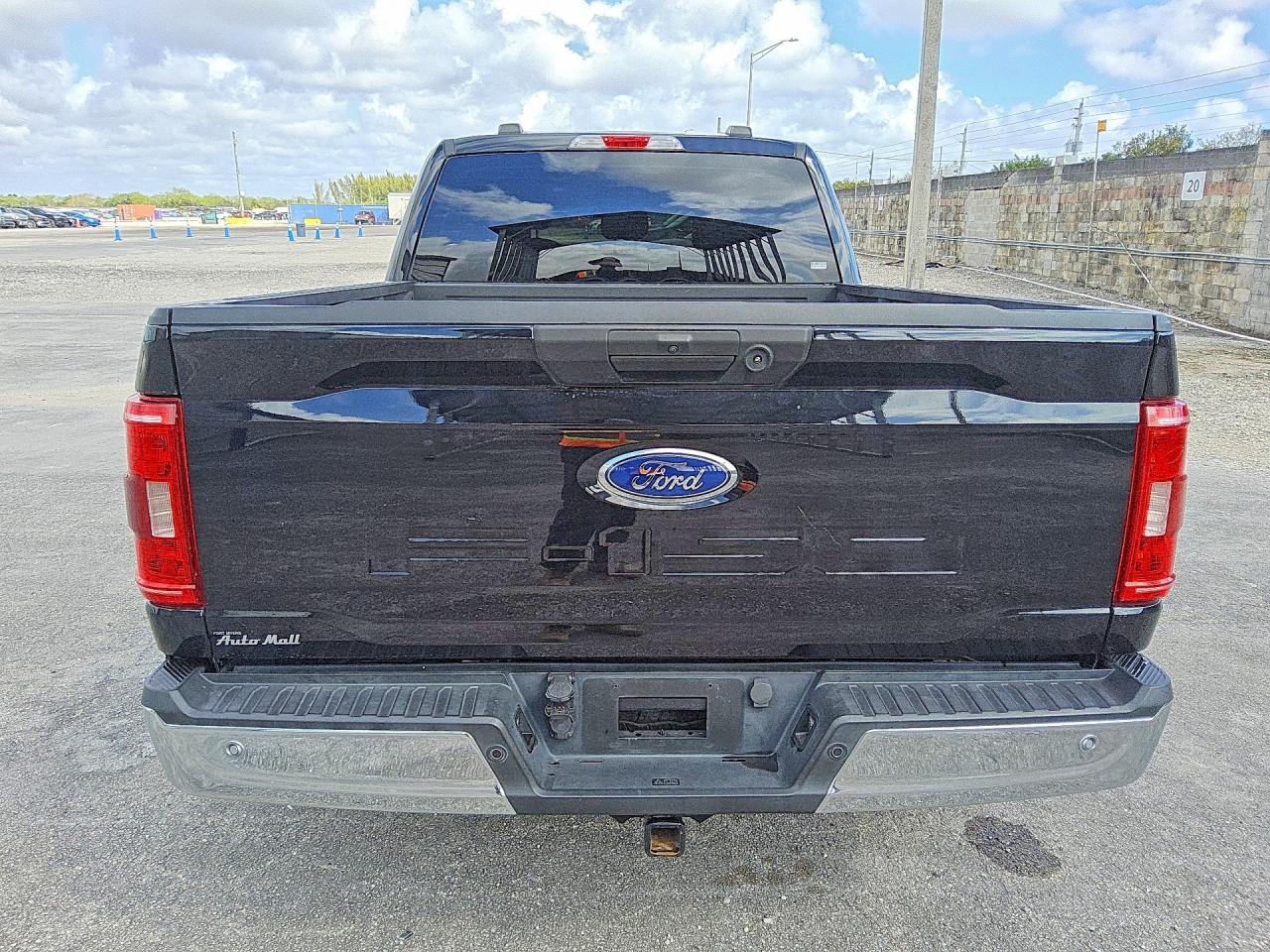 2021 Ford F150 Super Cab - zdjęcie 6