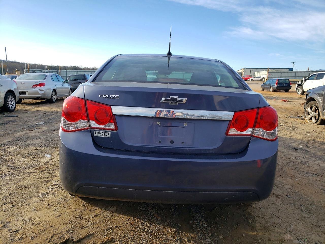 2014 Chevrolet Cruze Ls - zdjęcie 6