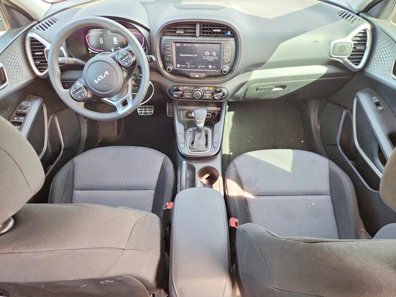 2023 Kia Soul Lx - zdjęcie 8