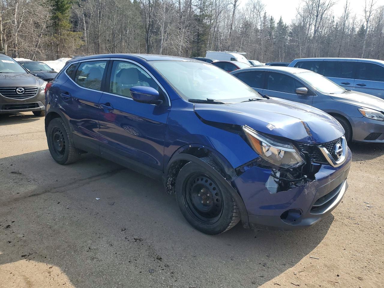 2017 Nissan Rogue Sport S - zdjęcie 4