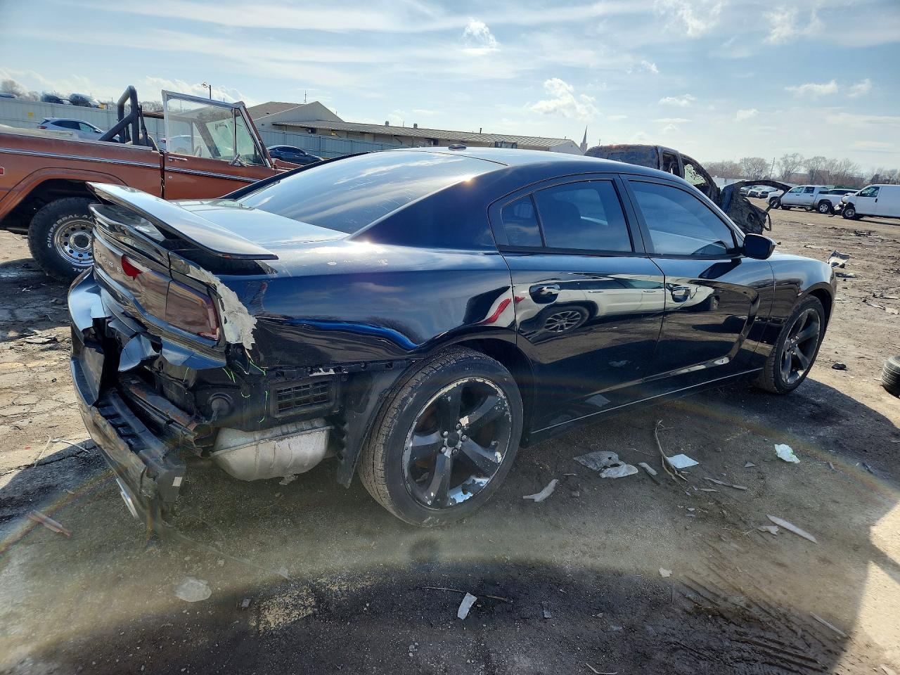 2014 Dodge Charger Sxt - zdjęcie 3