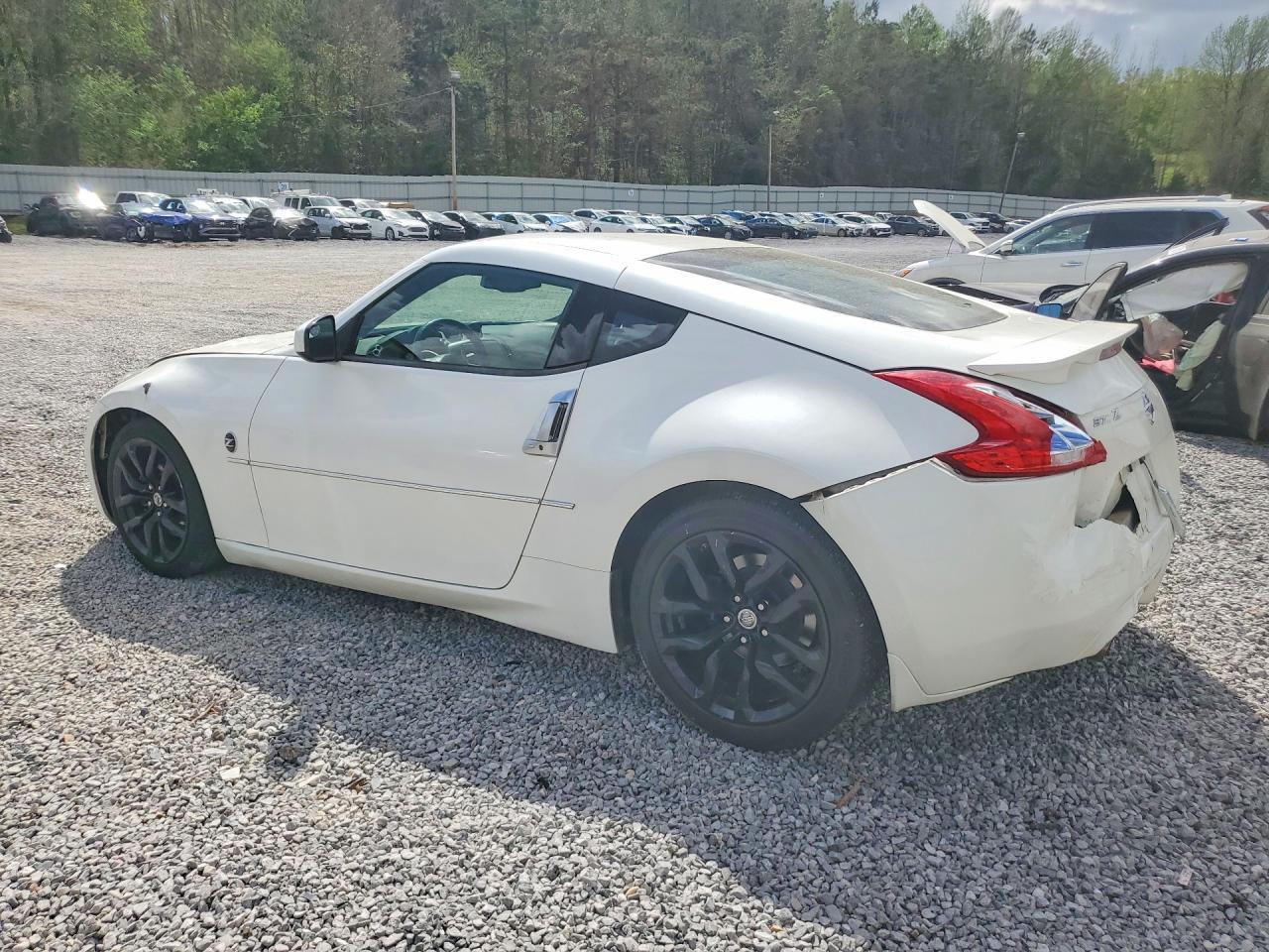 2013 Nissan 370Z Base - zdjęcie 2