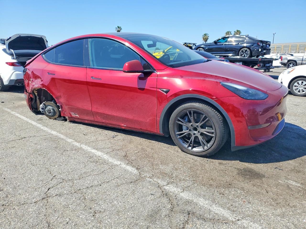 2025 Tesla Model Y - zdjęcie 4