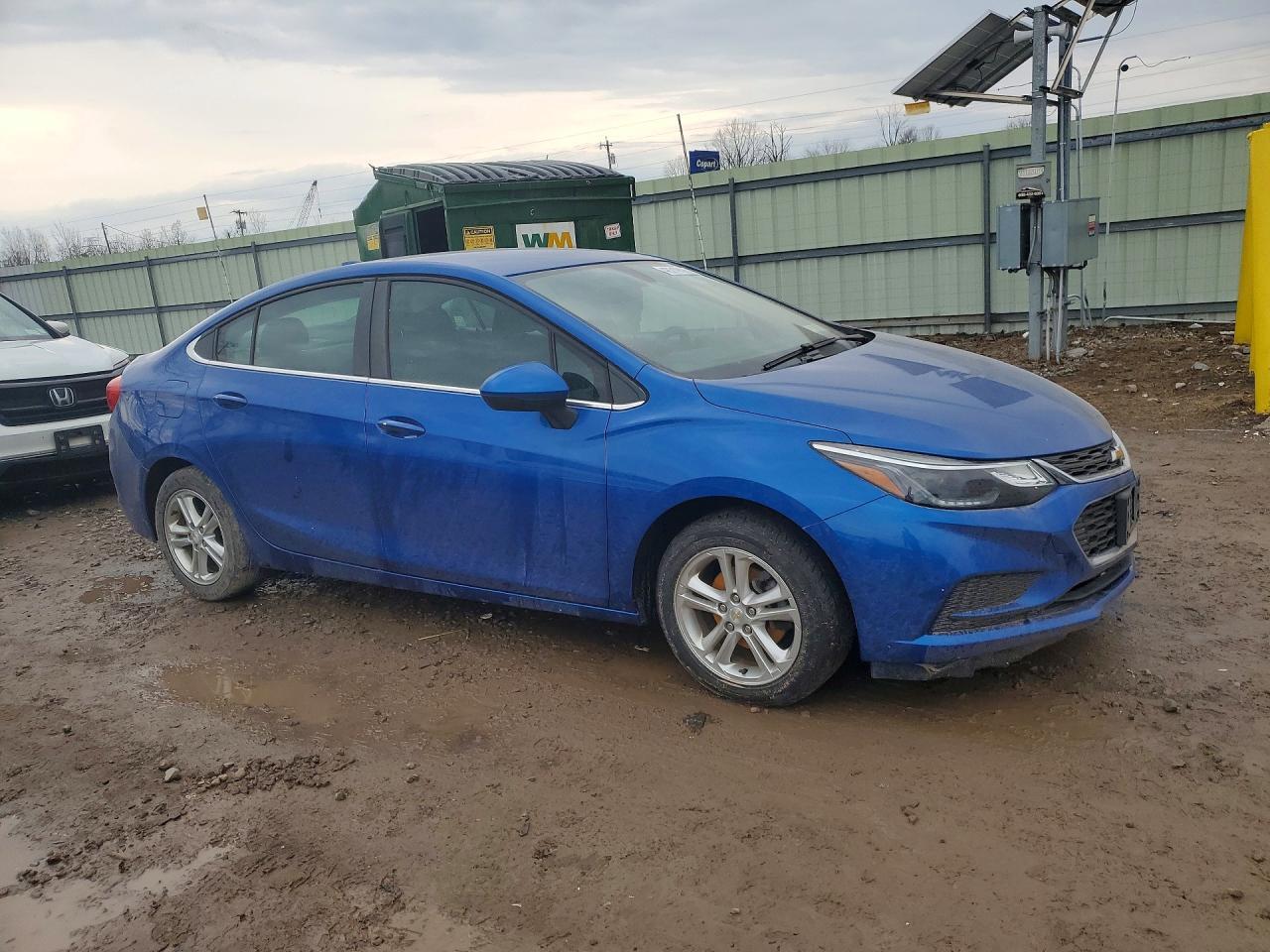 2020 Chevrolet Cruise Lt - zdjęcie 4