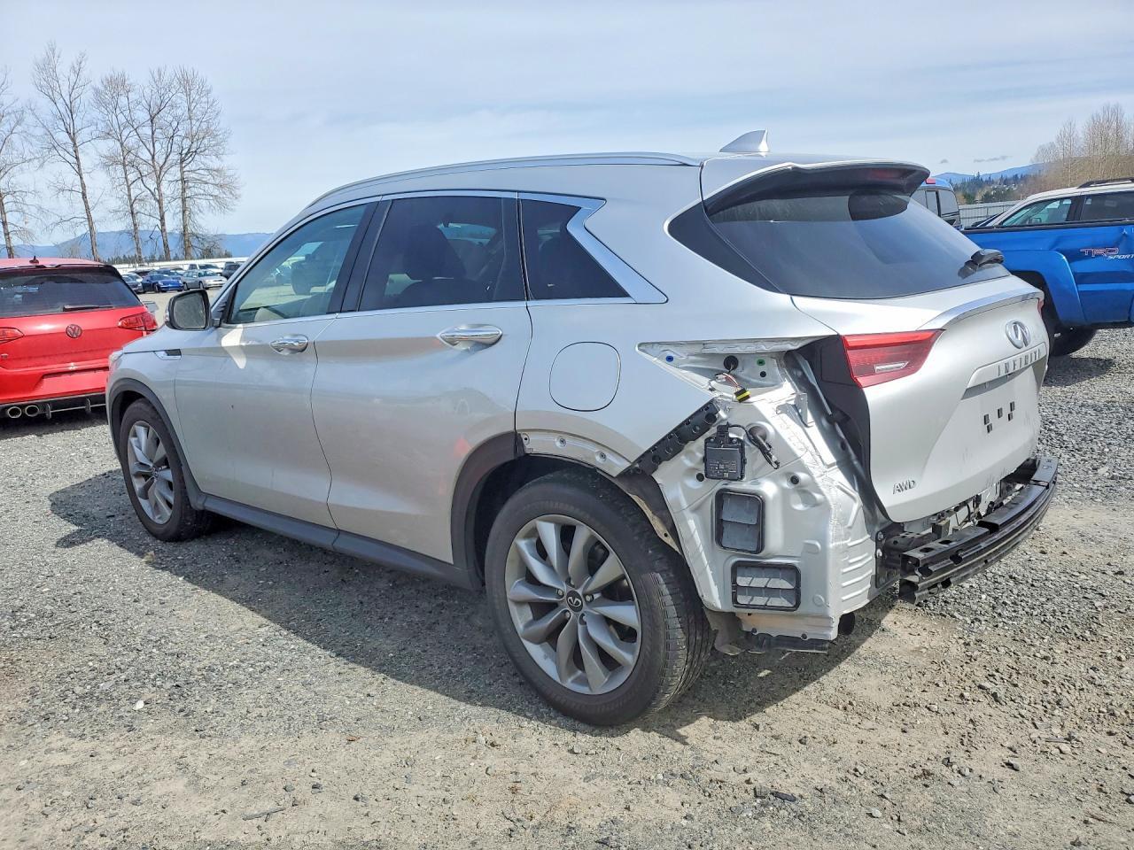 2021 Infiniti Qx50 Luxe - zdjęcie 2