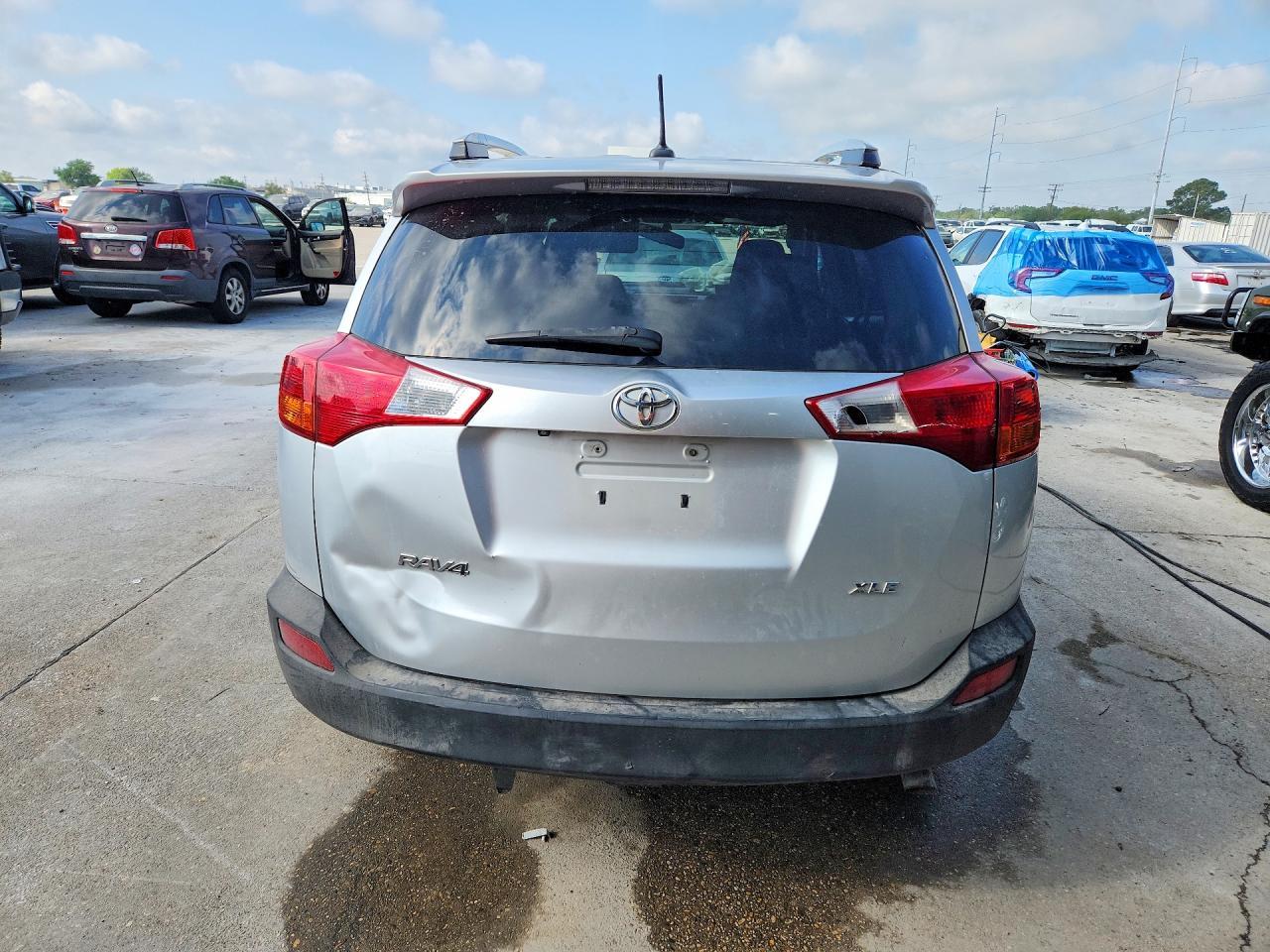 2013 Toyota Rav4 Xle - zdjęcie 6