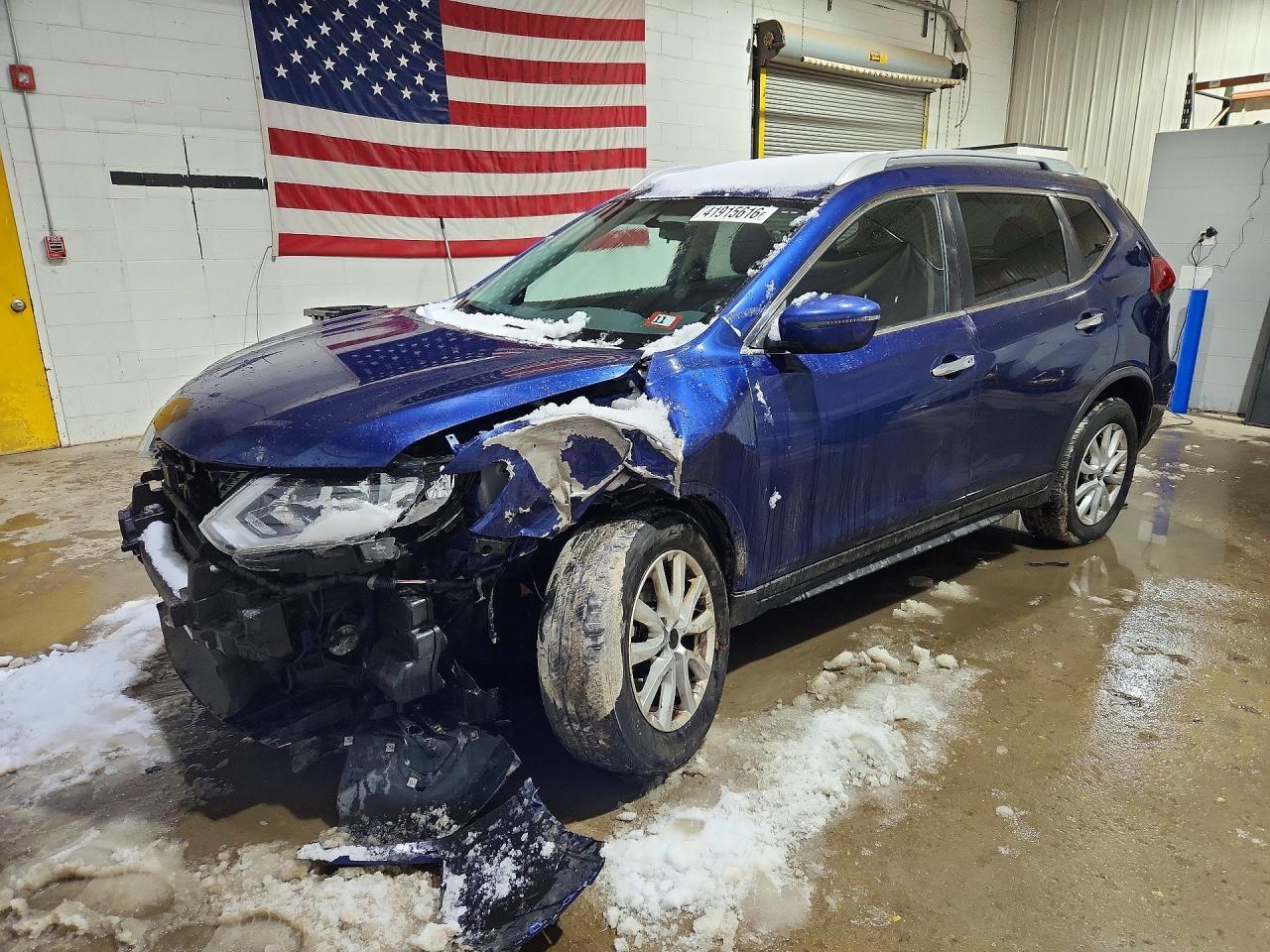 2018 Nissan Rogue Sv - zdjęcie główne