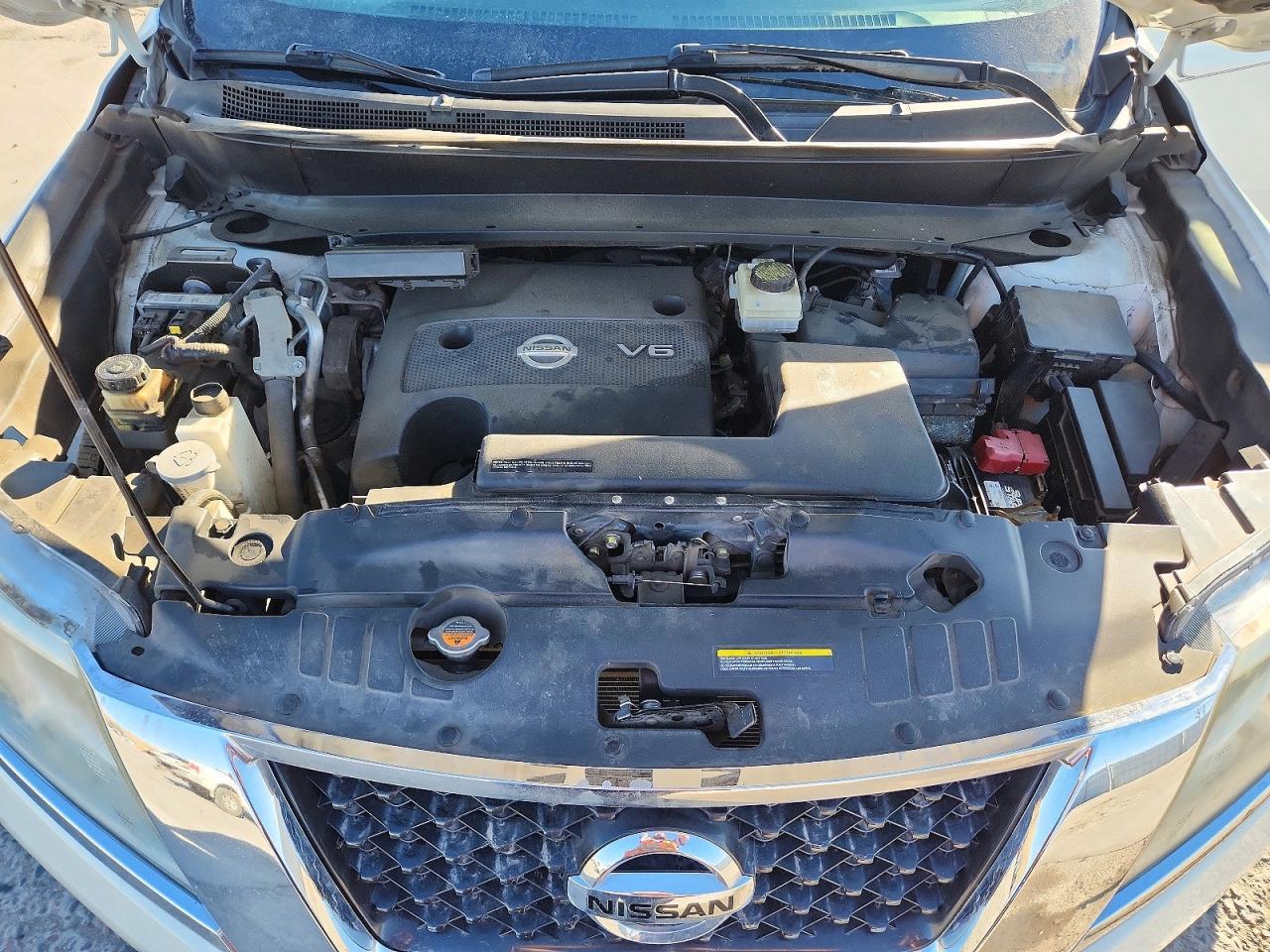 2014 Nissan Pathfinder Sv - zdjęcie 12