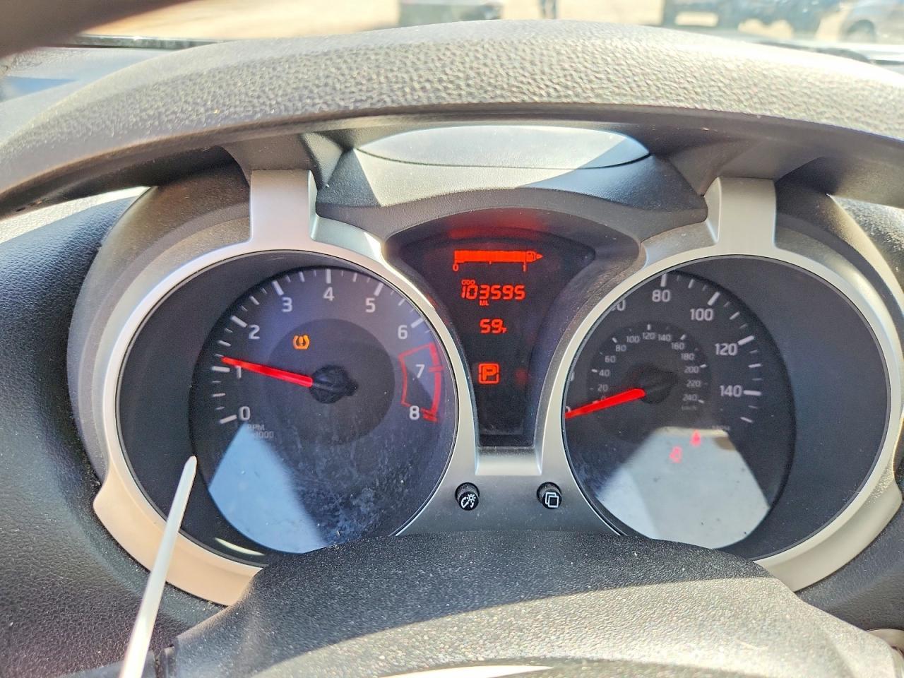 2016 Nissan Juke S - zdjęcie 9