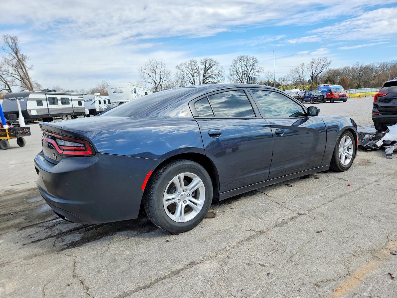 2019 Dodge Charger Sxt - zdjęcie 3
