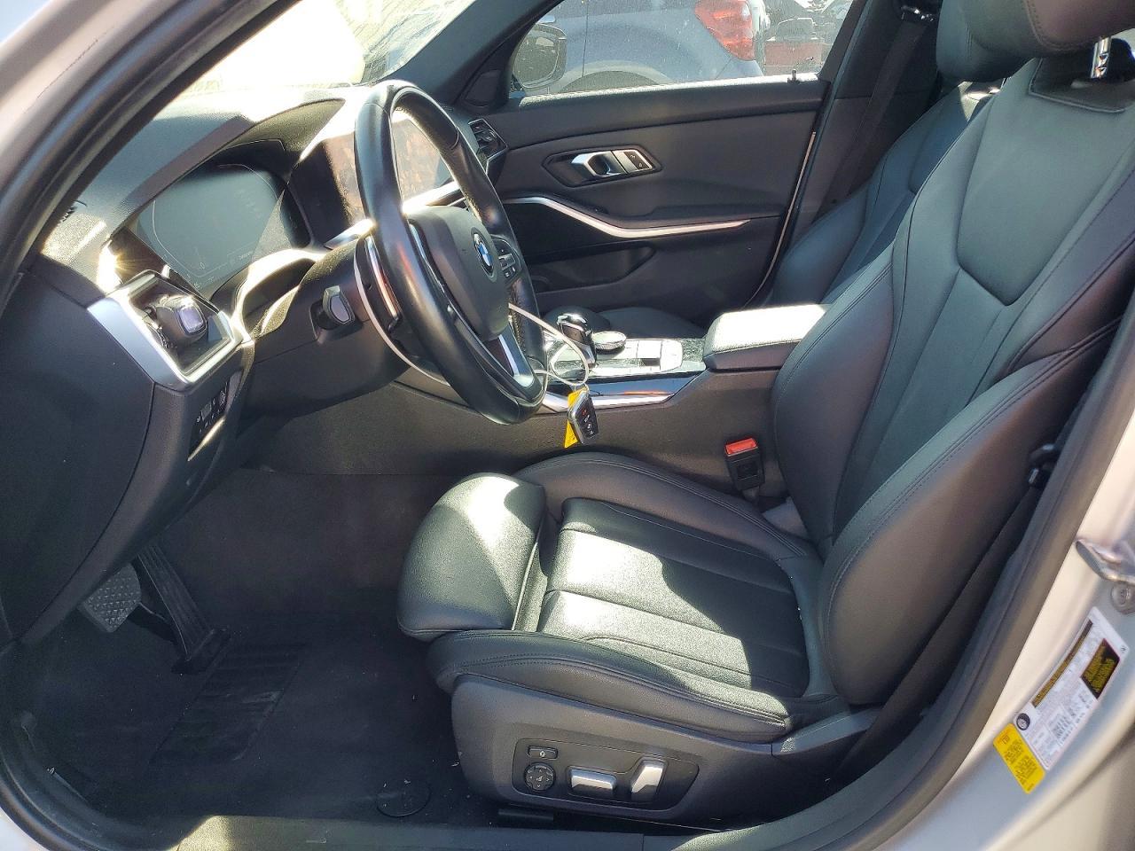 2019 BMW 330I - zdjęcie 7