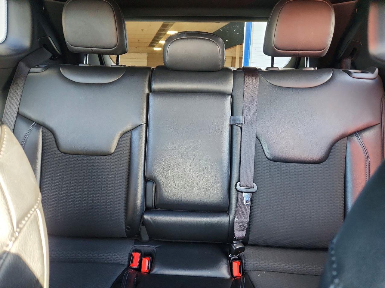 2023 Jeep Compass Latitude - zdjęcie 10